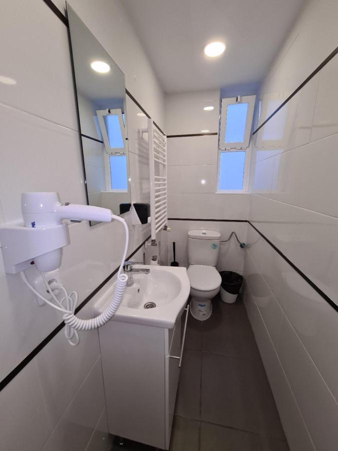 M-A Rooms Star Hostal Madrid Ngoại thất bức ảnh